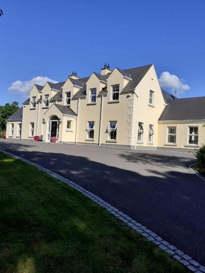 Private Room In Superb House Bed 1 Nobber Exterior foto