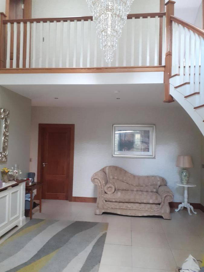 Private Room In Superb House Bed 1 Nobber Exterior foto